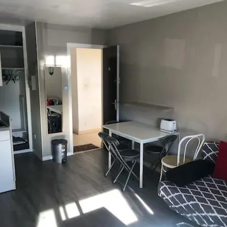 Asphodele, Joli Avec Parking, 2 Pas Des Plages Et Du Port Appartement Agde