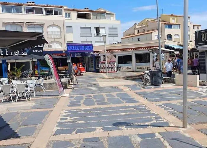 Asphodèle, Joli Avec Parking, 2 Pas Des Plages Et Du Port *